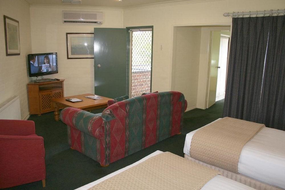 Grand Country Lodge Motel Митагонг Екстериор снимка