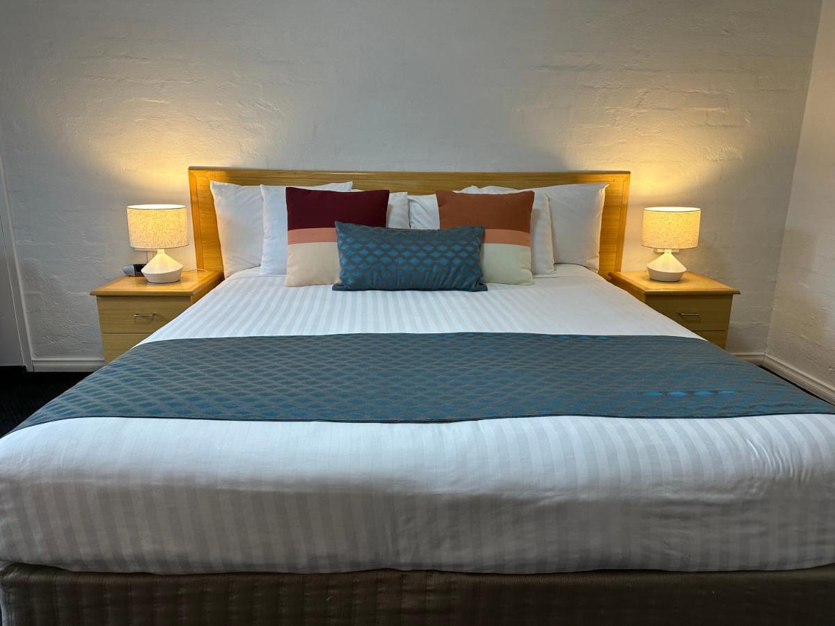 Grand Country Lodge Motel Митагонг Екстериор снимка