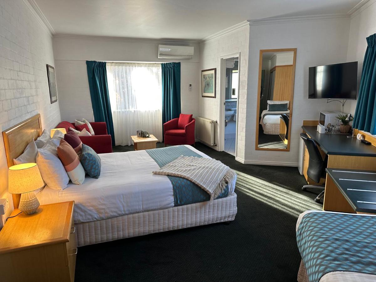 Grand Country Lodge Motel Митагонг Екстериор снимка