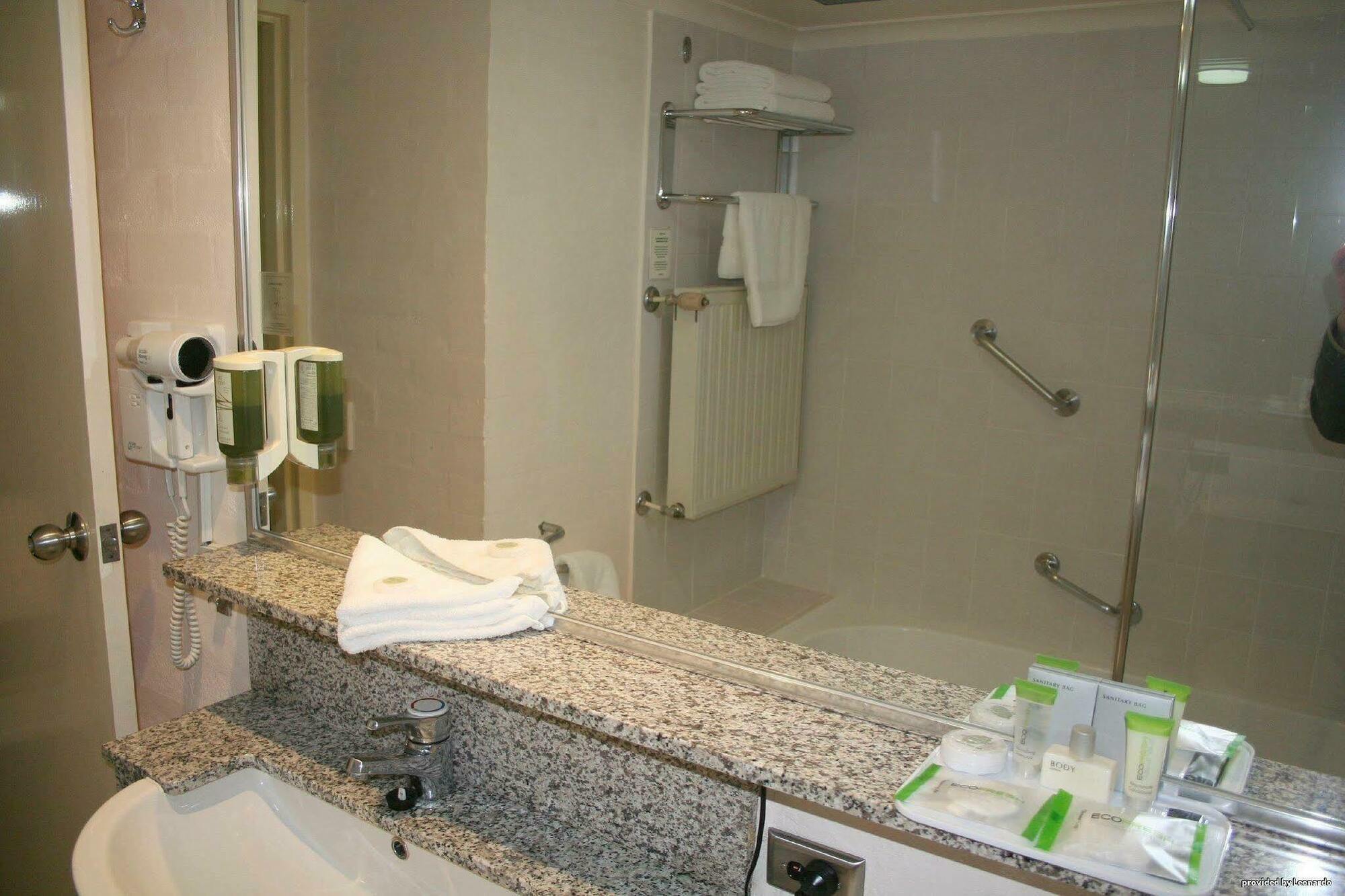 Grand Country Lodge Motel Митагонг Екстериор снимка